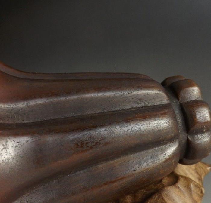 清代中期.圆雕八瓣花卉扭脚大摆件_清代中期.