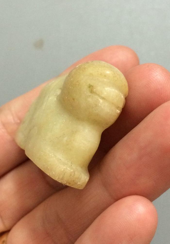 【玉格格】C77民国时期老岫玉小瑞兽_【玉格