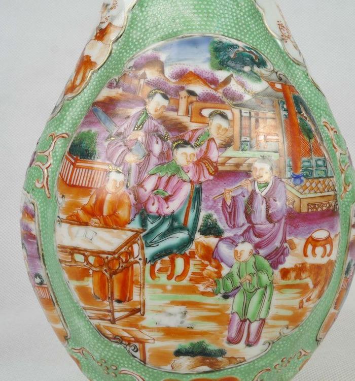 【英国承翰堂藏品】清乾隆 珍珠地广彩外销细