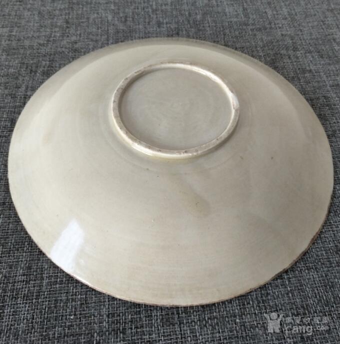 华夏古玩城 瓷器 高古 > 宋定窑剔花莲纹盘  年代:宋代 艺术类别:其它