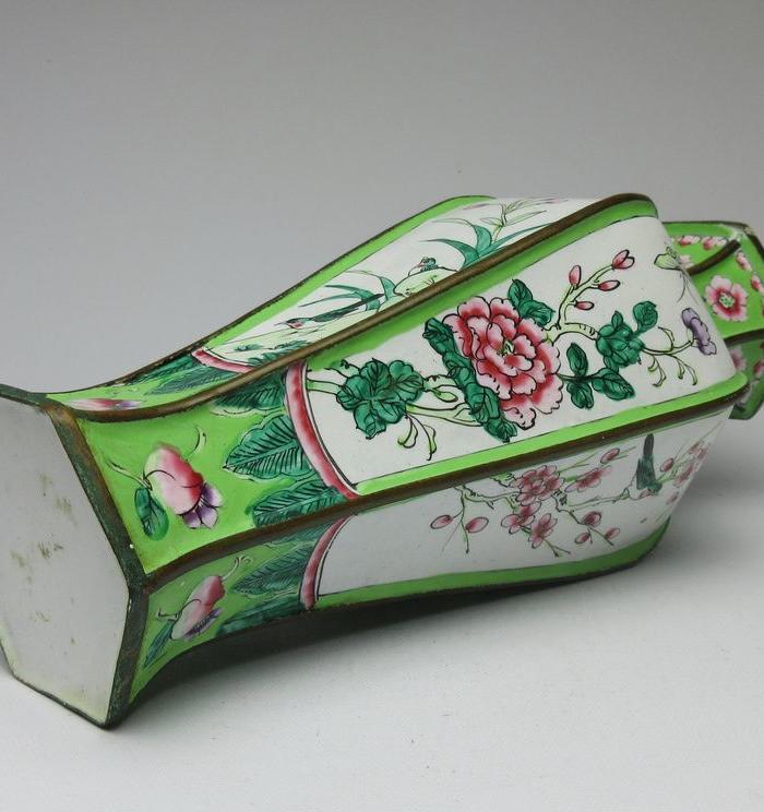 CK263铜胎珐琅彩花卉纹六角瓶_CK263铜胎珐