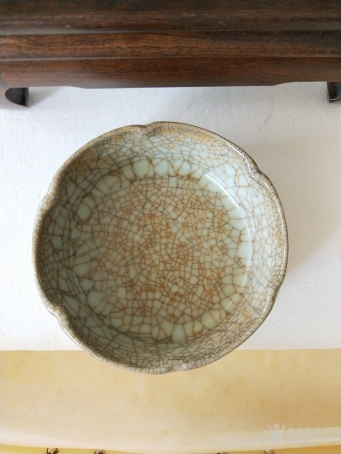 华夏古玩城 瓷器 明清 > 明代早期仿哥窑笔洗  年代:明早期 艺术类别