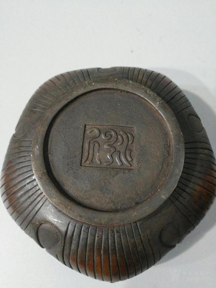 红铜水云居款 莲花熏香炉 一件