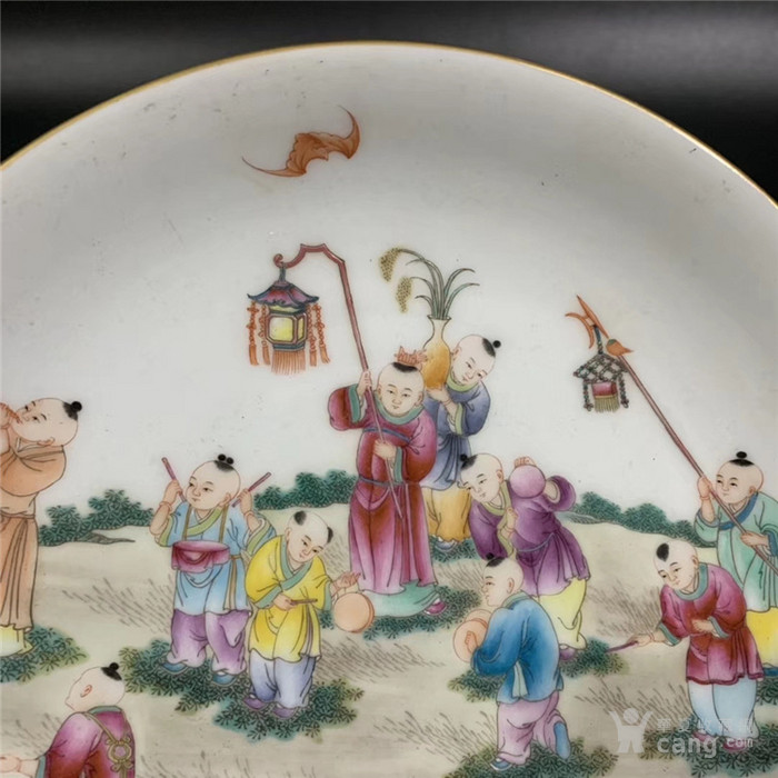 华夏古玩城 瓷器 明清 > 清乾隆 粉彩婴戏福纹盘  年代:清中期