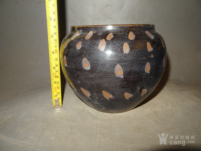 华夏古玩城 瓷器 高古 > 磁州窑铁锈花罐  年代:宋代 表现形式:罐