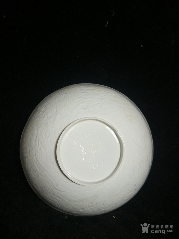 华夏古玩城 瓷器 其它 ></p></a> 明代永乐年甜白釉雕刻龙纹薄胎碗