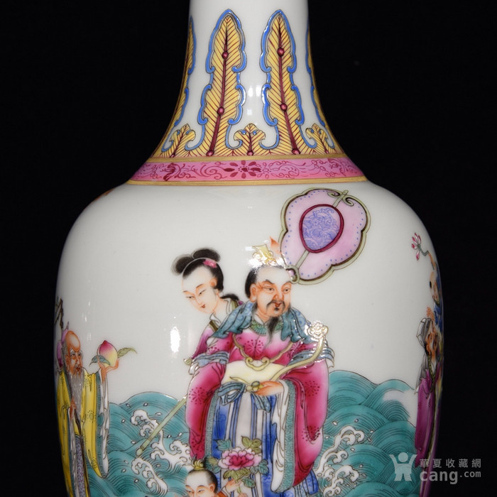 清乾隆粉彩福禄寿喜人物纹瓶