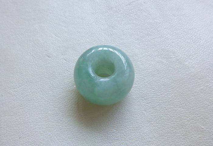老坑a货绿翡翠路路通圆珠吊坠配珠