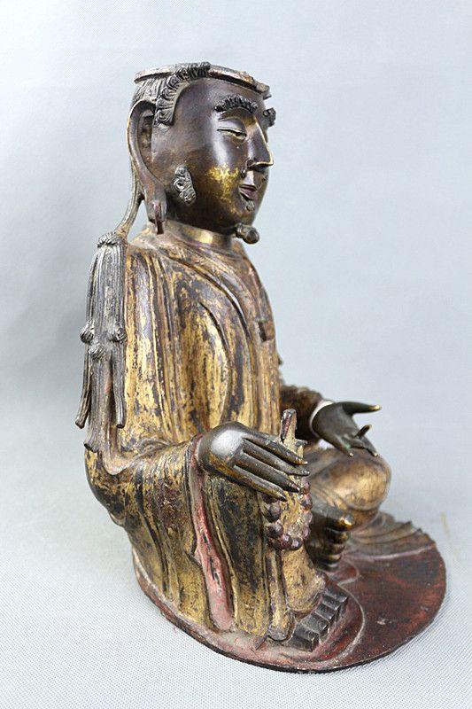 明代铜鎏金男身观音像