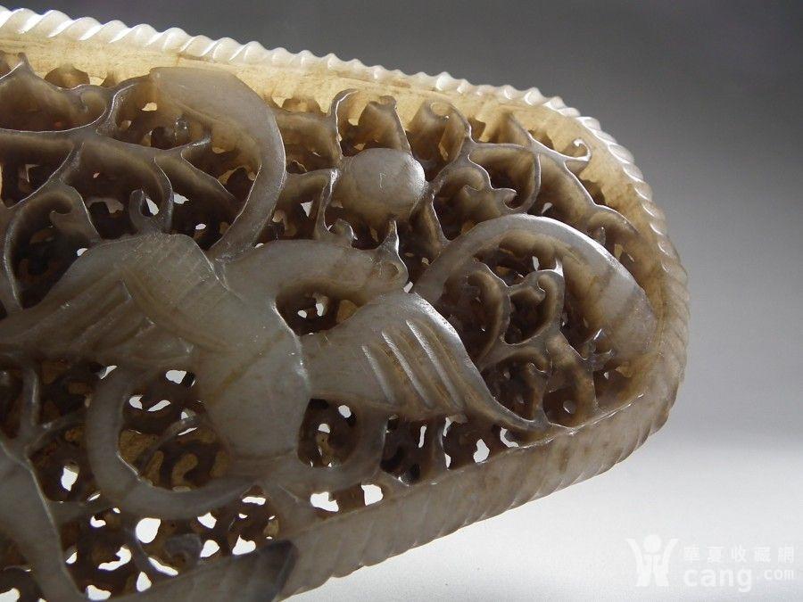 明代和田白玉带黑沁多层拉丝工龙凤大香囊