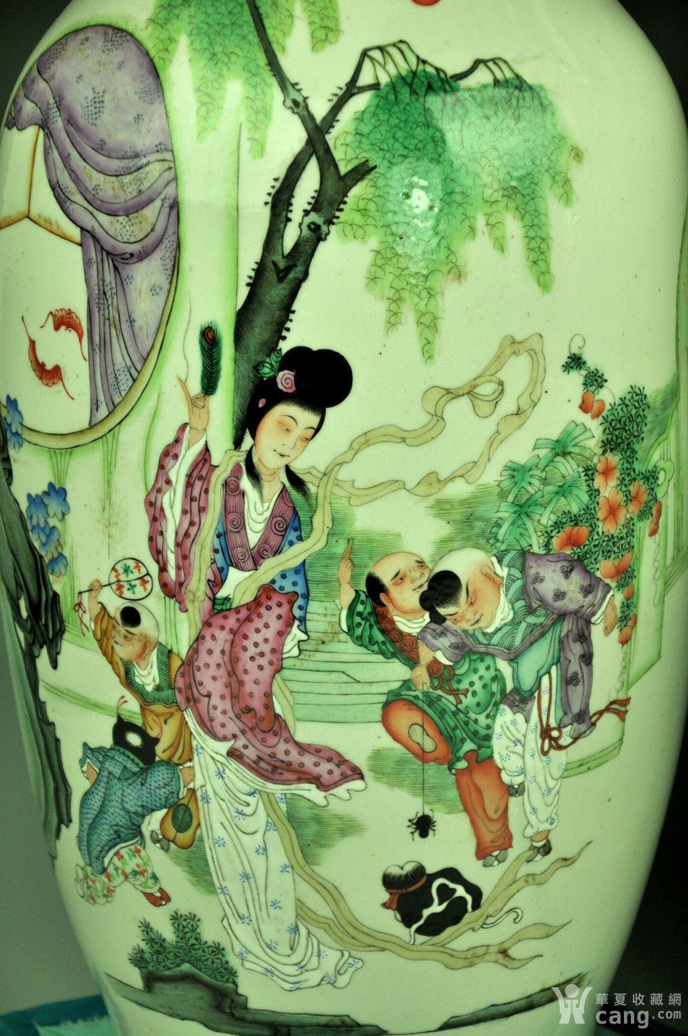 一对民国曾鼎泰粉彩欢天喜地人物故事特大瓶