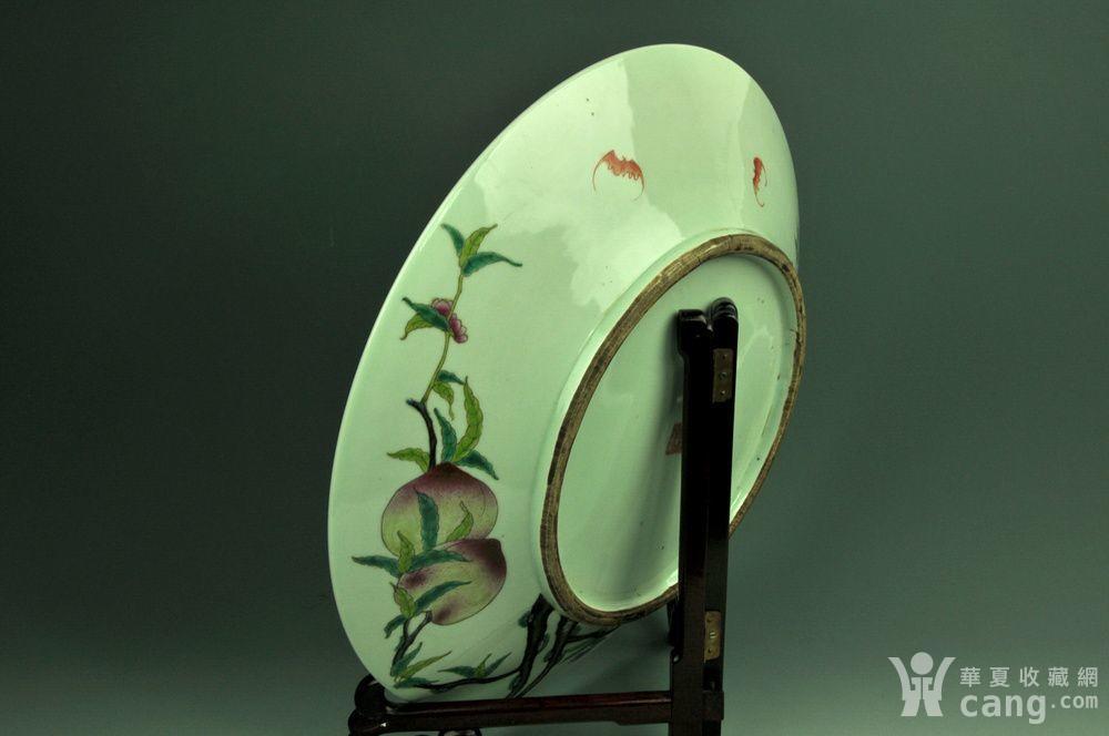 粉彩过墙九桃吉利纹饰巨大盘 极美一个清光绪粉彩过墙九桃巨大盘子,在