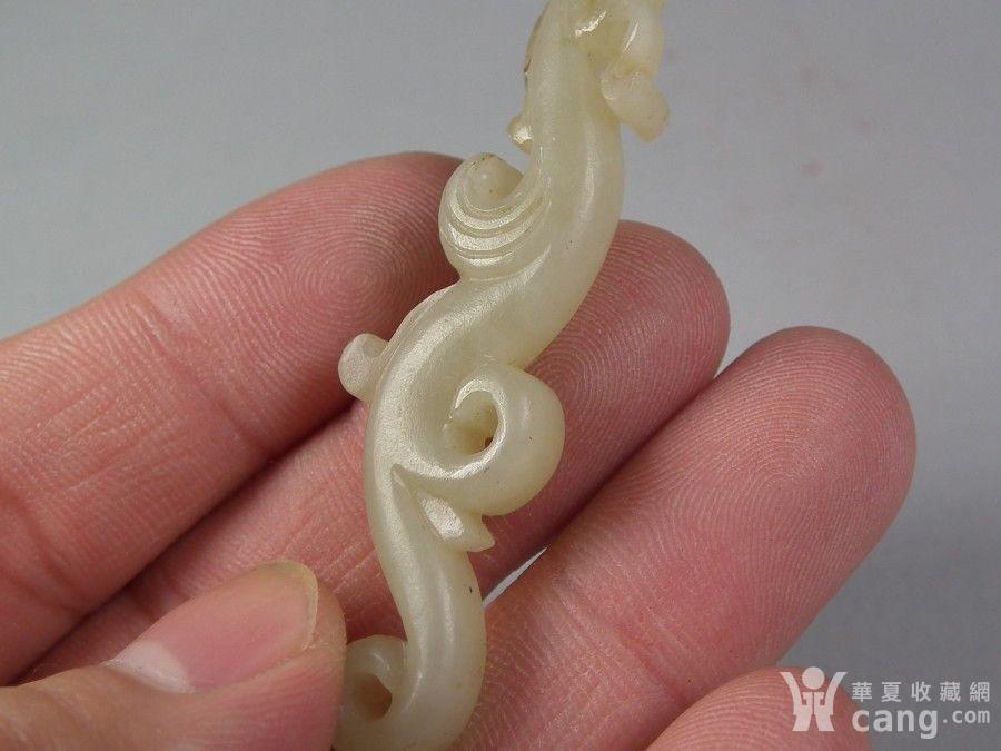 明代和田白玉带沁小玉龙