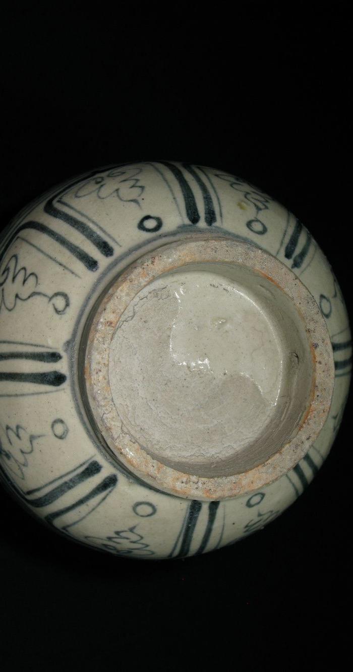 华夏古玩城 瓷器 高古 > 元青花龙纹玉壶春瓶 年代:元代 艺术类别