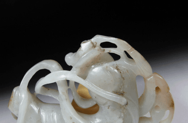 元代和田青白玉飞天