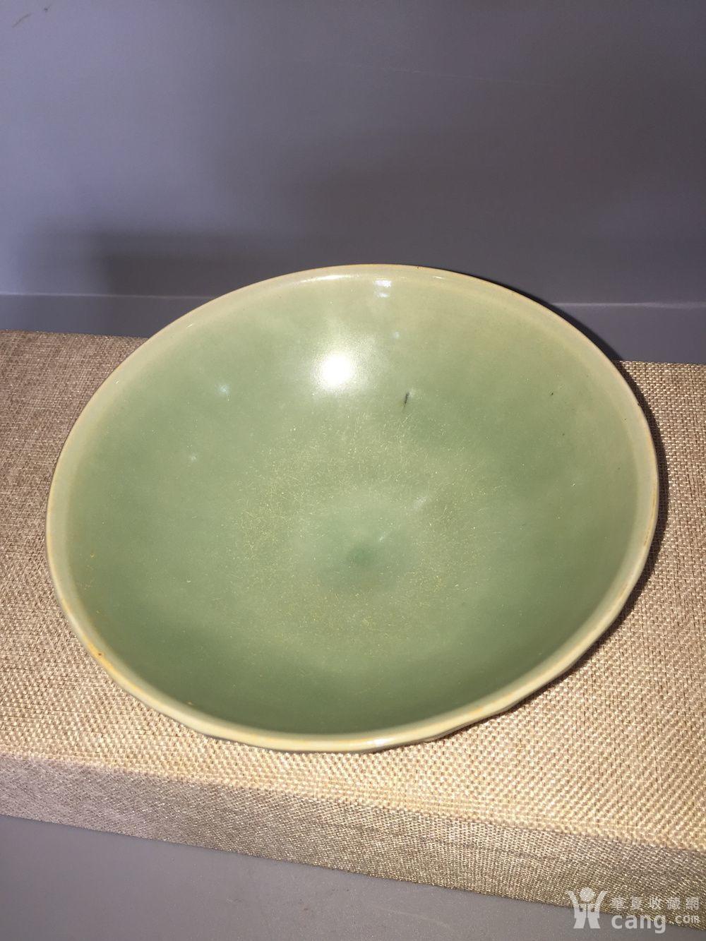 宋梅子青 龙泉莲瓣碗