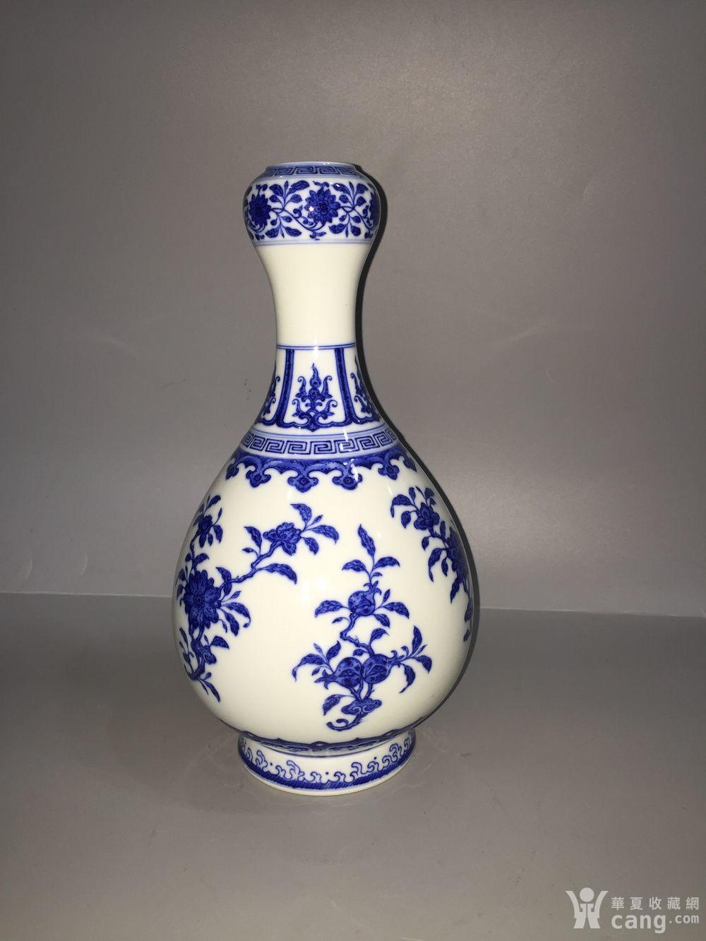 清 乾隆青花蒜头瓶