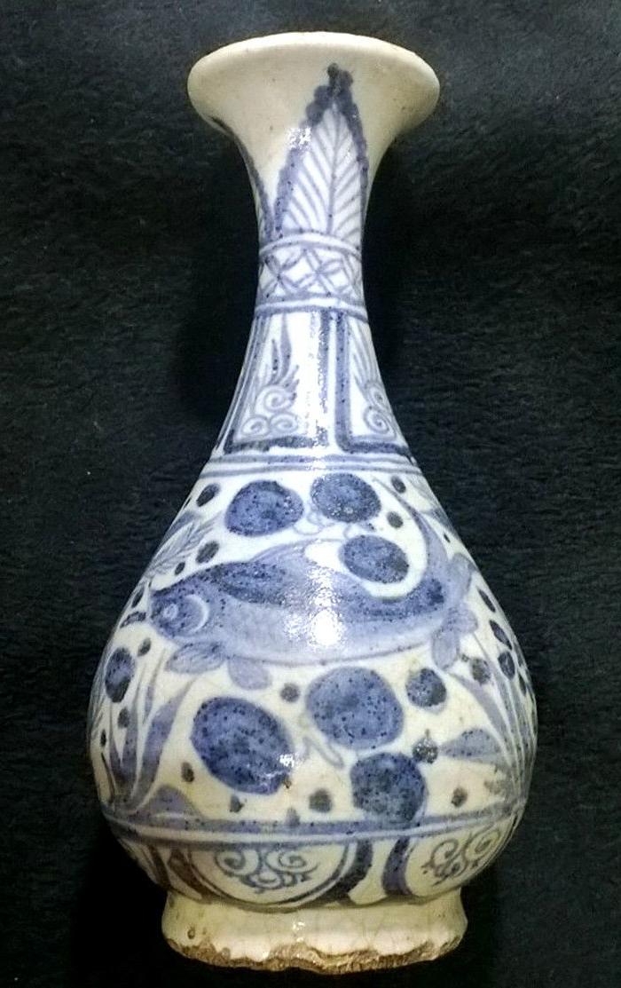 华夏古玩城 瓷器 高古 > 元青花鱼藻纹玉壶春瓶