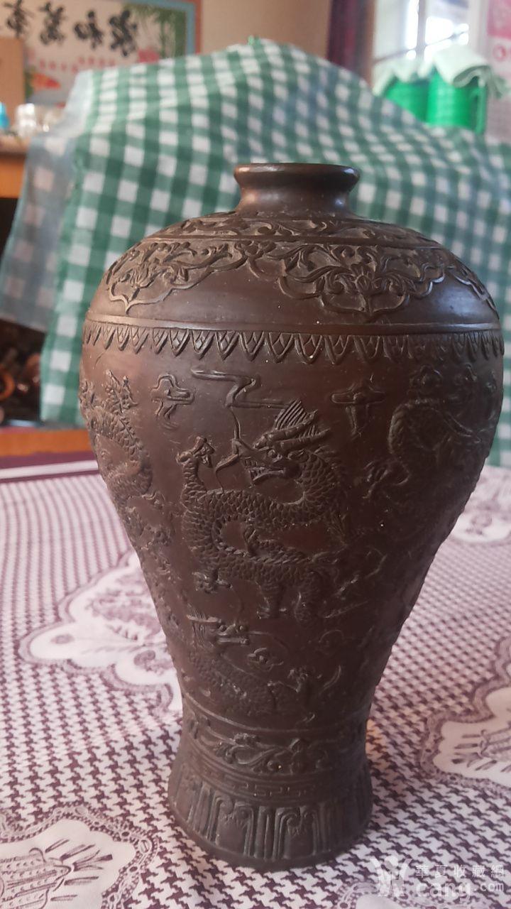 清代铜质乾隆御制九龙梅瓶