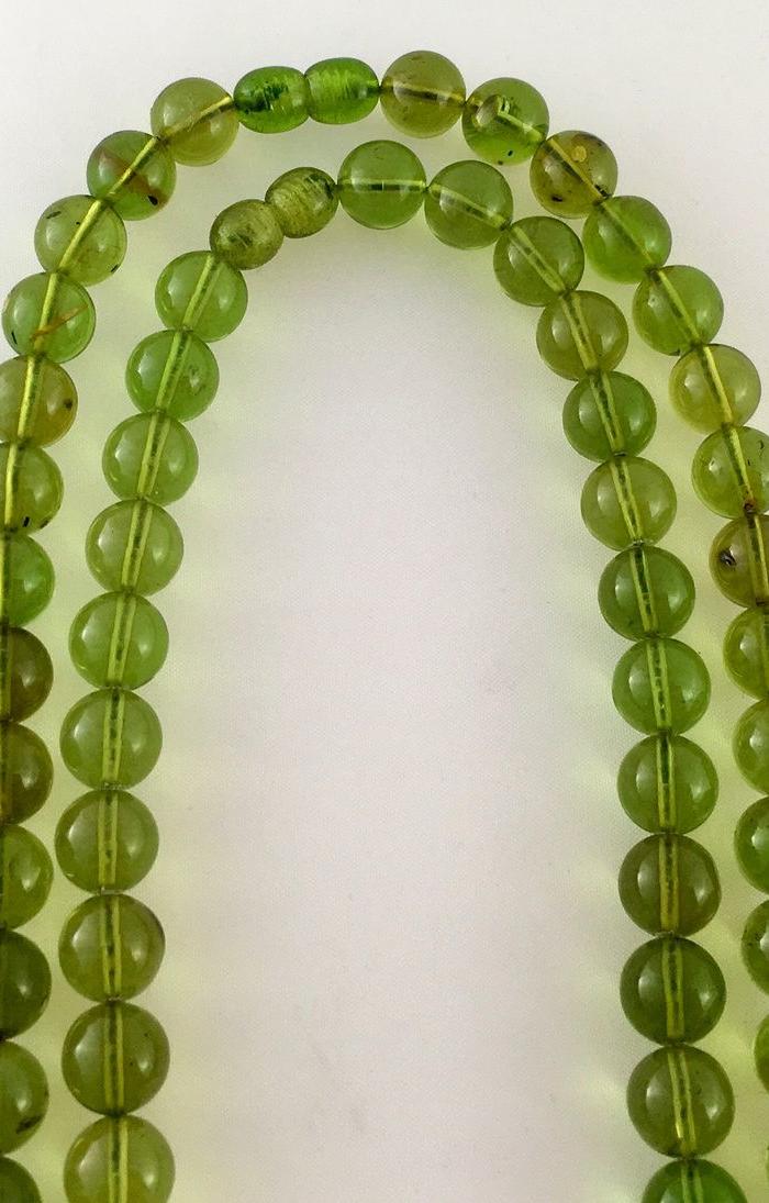 天然绿琥珀圆珠项链俩条