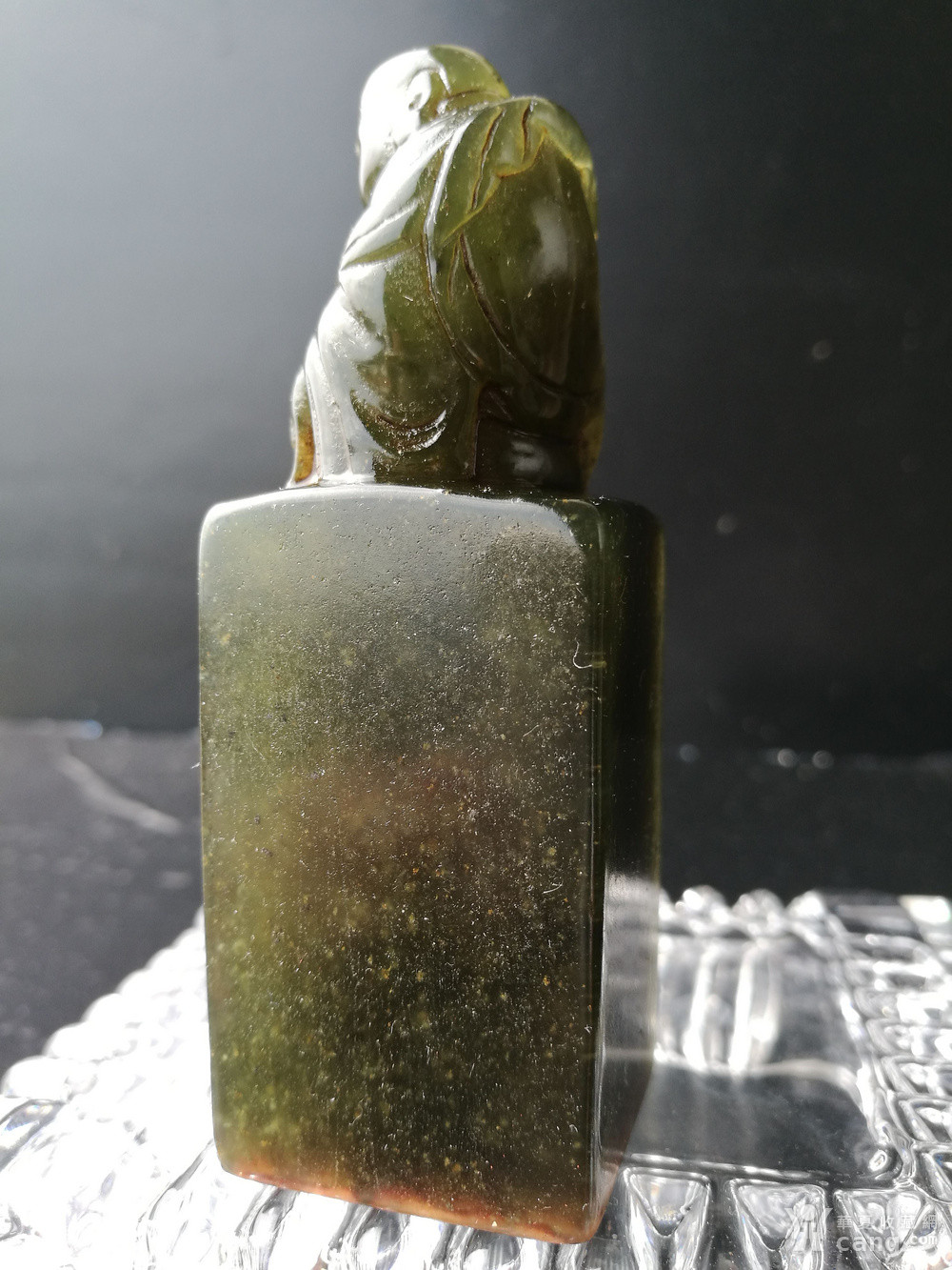 清,陈鸿寿作/寿山艾叶绿冻石/弥勒佛钮 印章:164克