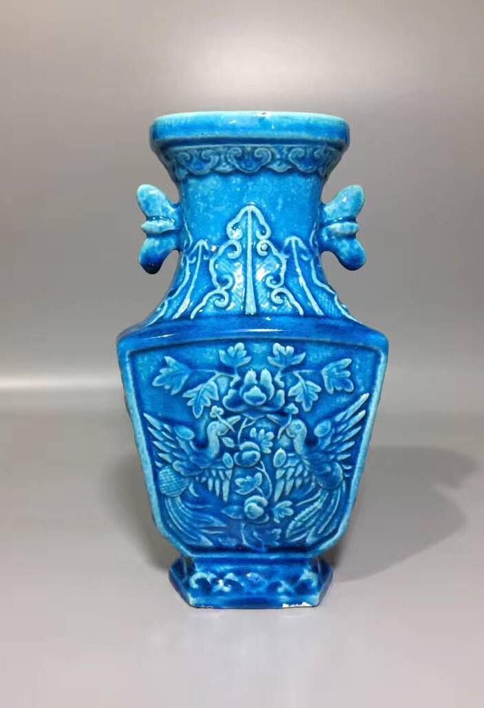 民国孔雀蓝凤穿花瓶