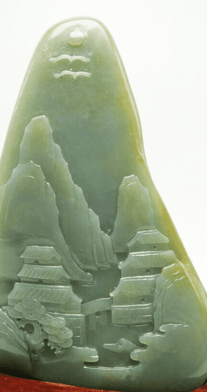 籽料玉山子!天然新疆和田玉籽料鸭蛋青锦绣河山大玉摆件!送证书