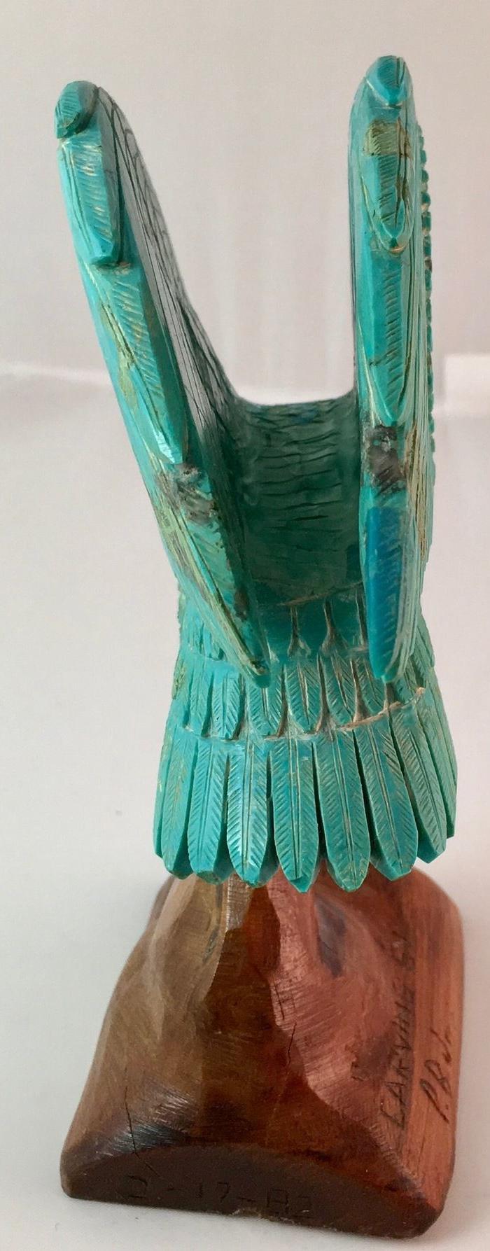 美国亚利桑那天然蓝松石雕刻鹰摆件