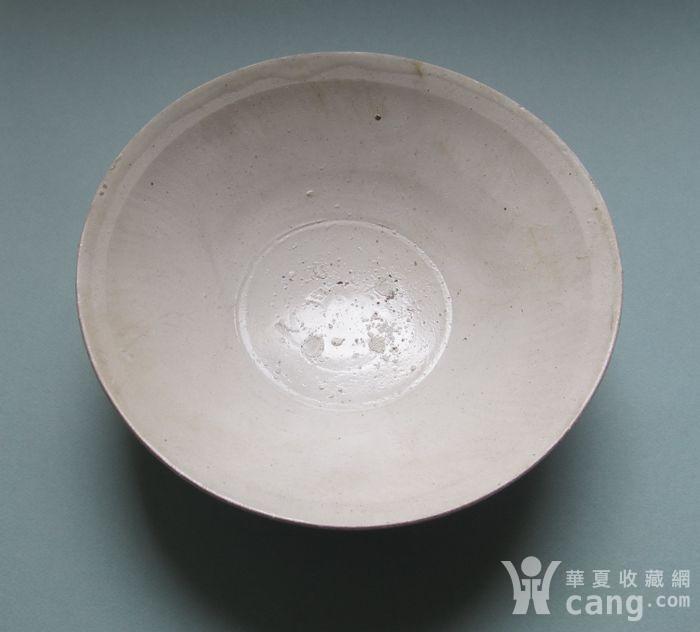 白釉圈足素碗.已鉴定