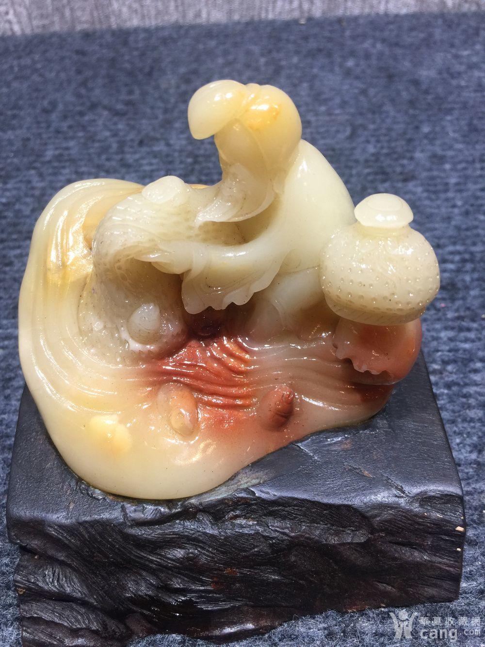 寿山芙蓉石渔翁撒网雕像