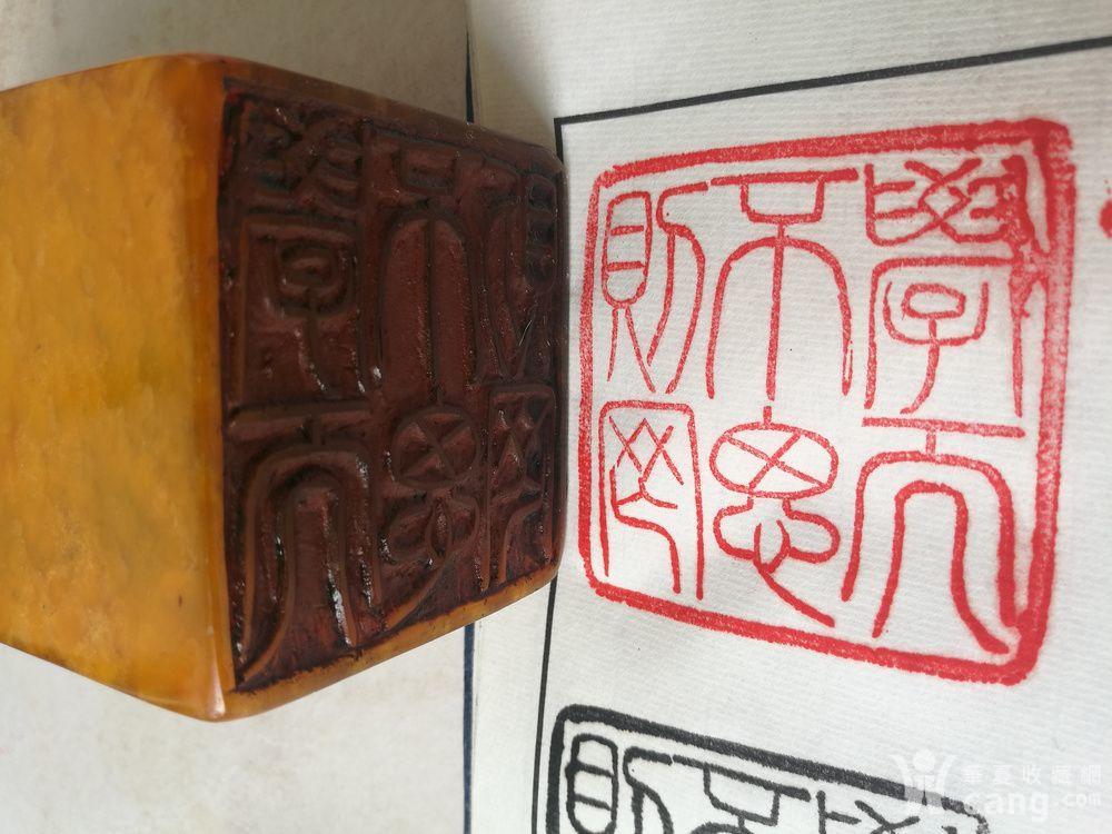 918克; 1,印材:  清, 邓石如作, 寿山黄冻石, 金钱bao钮, 印章:918克