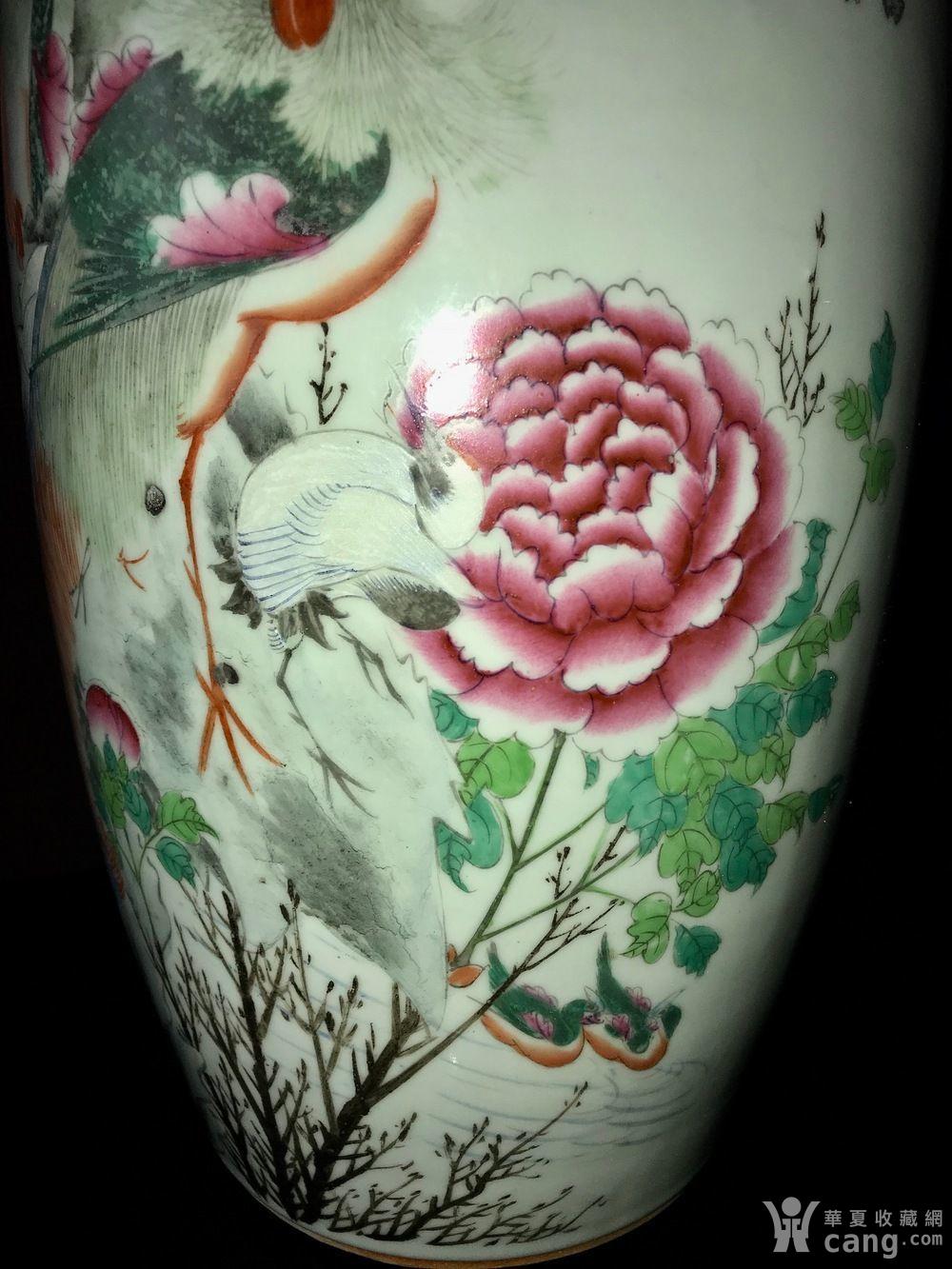 晚清民国松竹轩300件粉彩五伦图观音大瓶