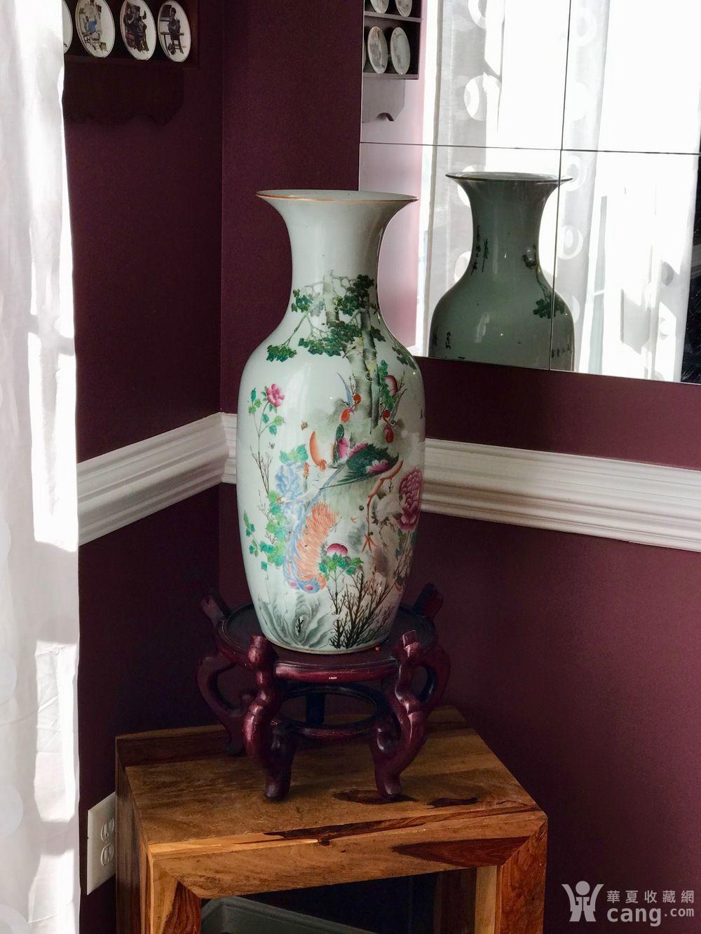 晚清民国松竹轩300件粉彩五伦图观音大瓶