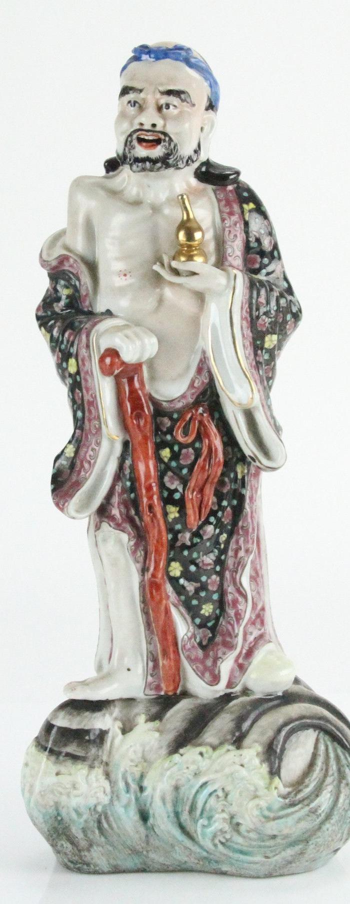 清晚王荃记造八仙人物铁拐李粉彩人物