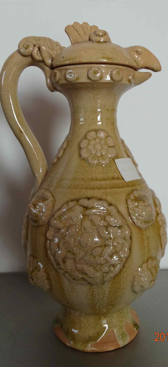 华夏古玩城 瓷器 高古 > 洪州窑龙柄风头堆塑单执壶