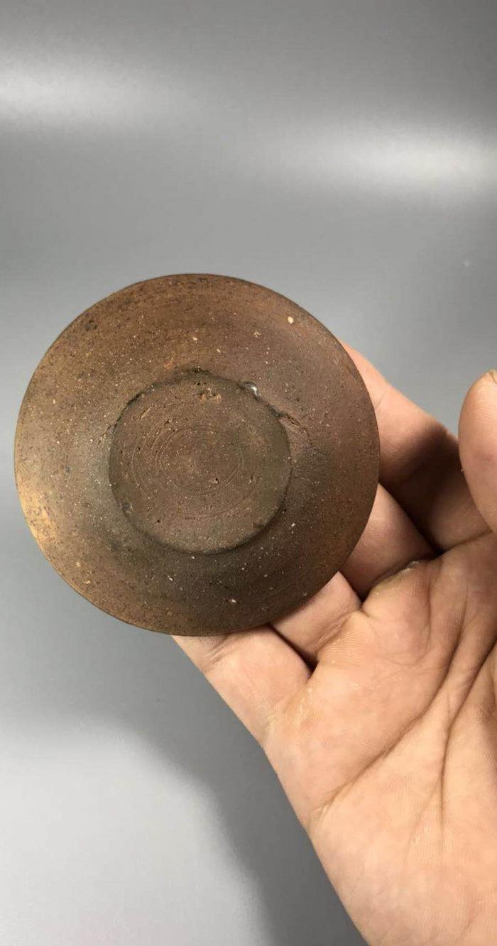 宋酱釉油灯盏宋瓷