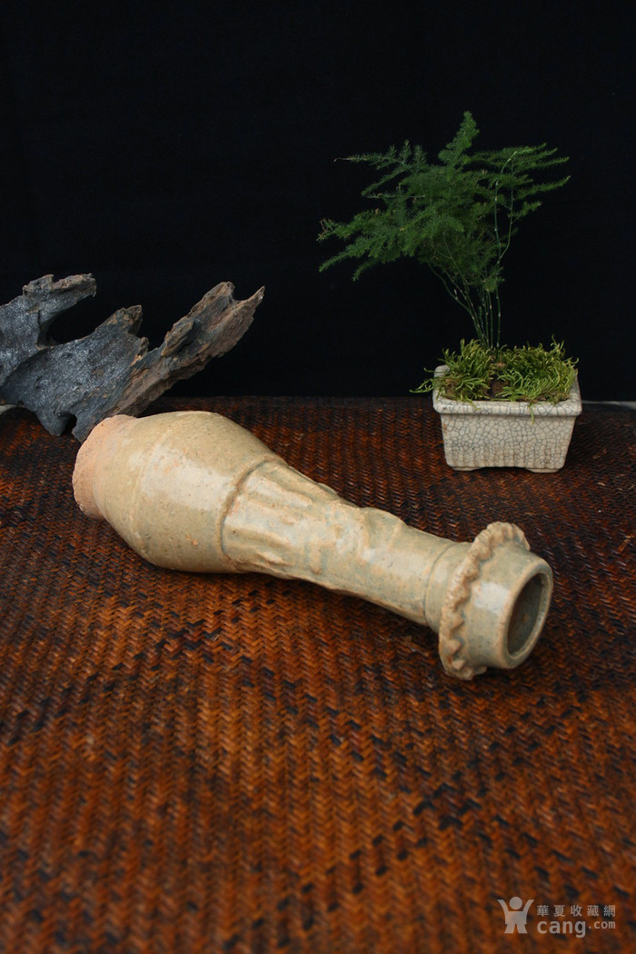 华夏古玩城 瓷器 高古 > 宋景德镇窑影青釉魂瓶 年代:宋代 艺术类别