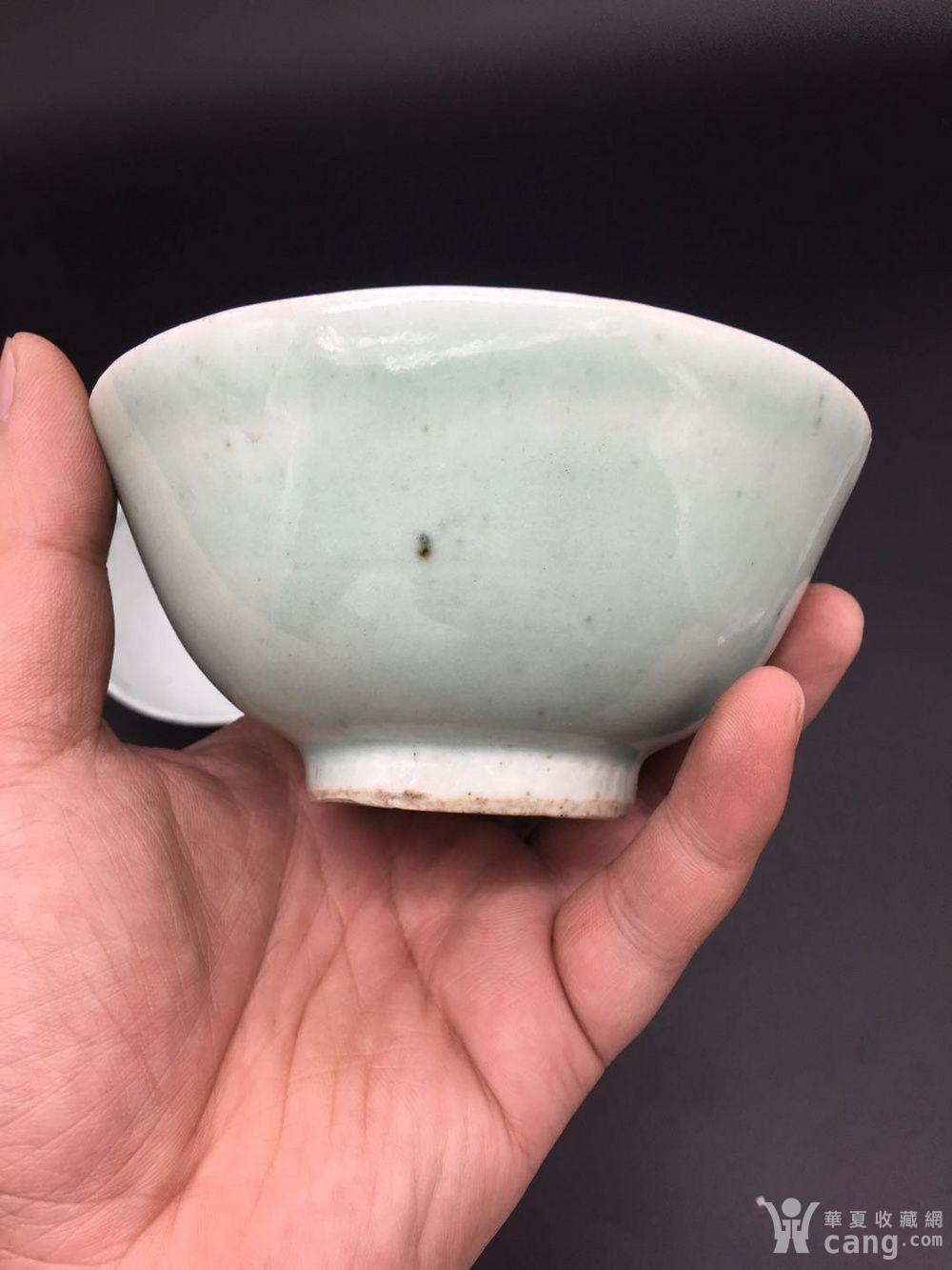 清代豆青碗一对