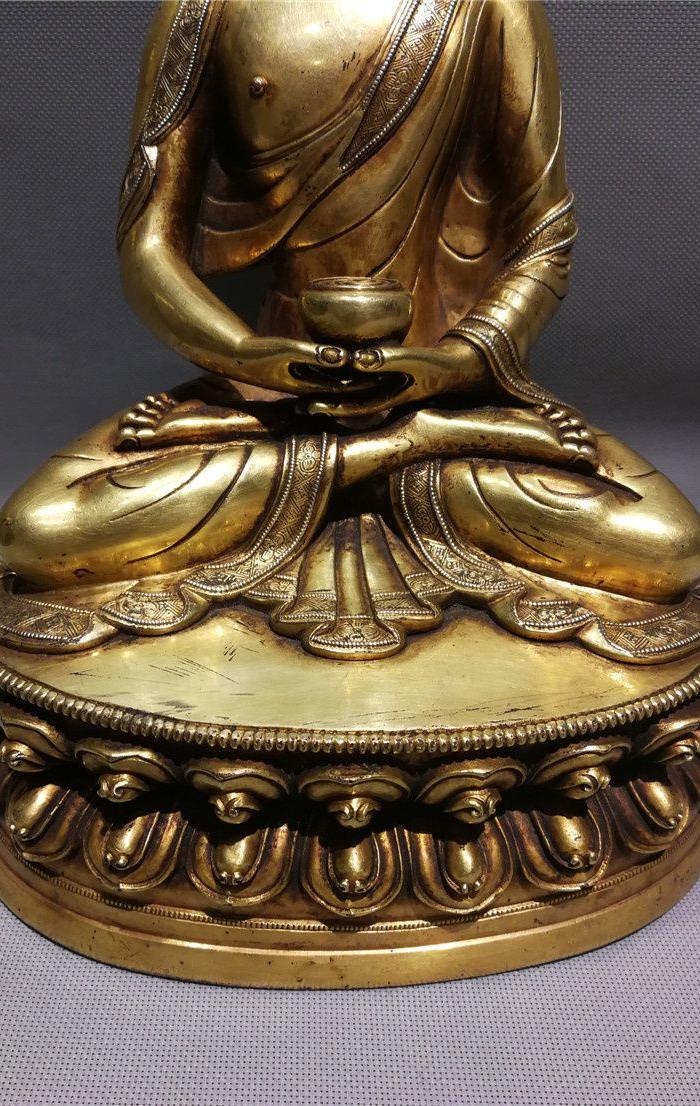 明代铜鎏金佛像