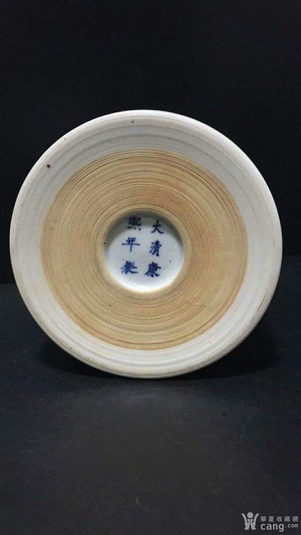 大清康熙年制山水笔筒