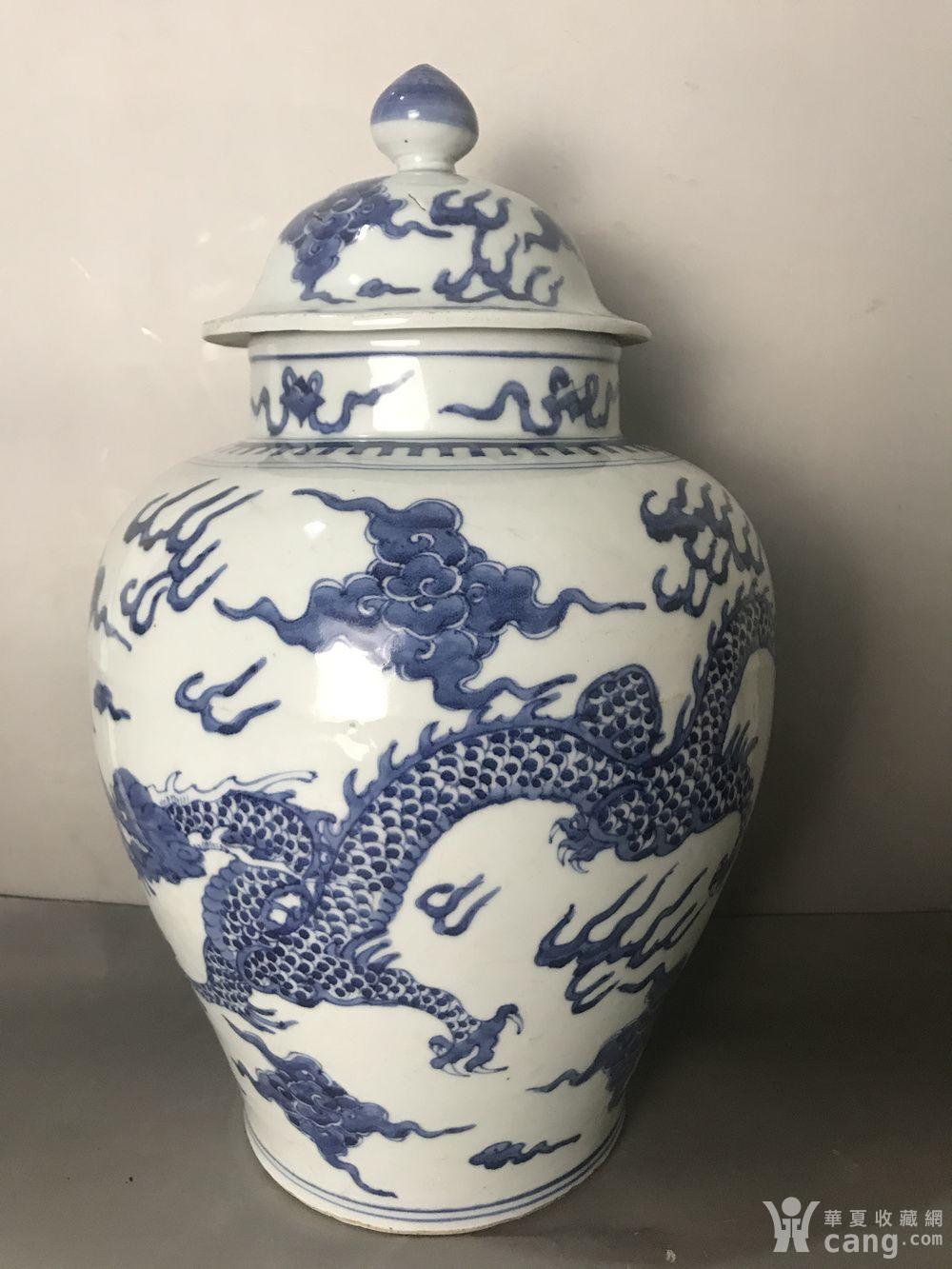 清顺治青花龙纹将军罐