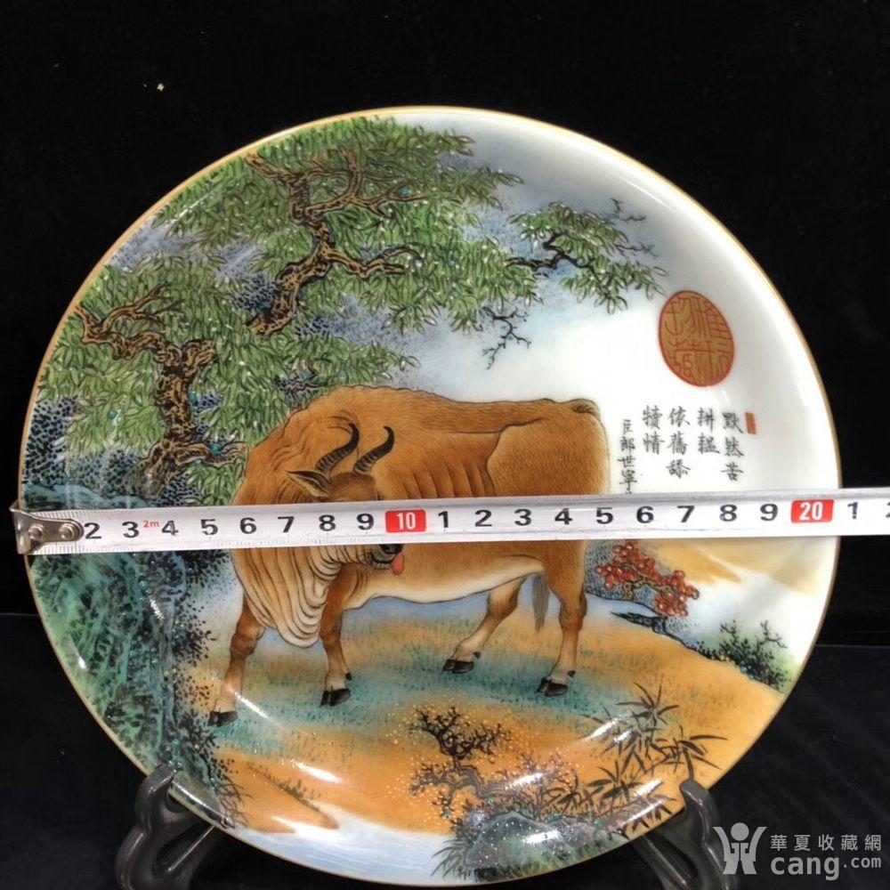 华夏古玩城 瓷器 其它 > 郎世宁恭画珐琅彩五牛图大盘