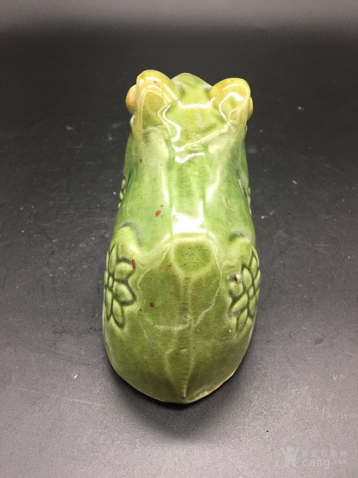 清代绿釉青蛙摆件