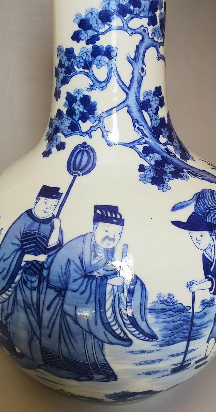 传世古董收藏老货古瓷器清代大清乾隆年制青花人物天球瓶包老保真