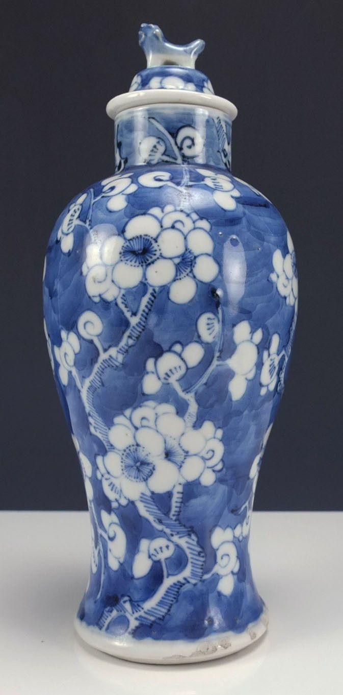 华夏古玩城 瓷器 明清 > 清 康熙年制四字款青花将*罐 年代:清早期