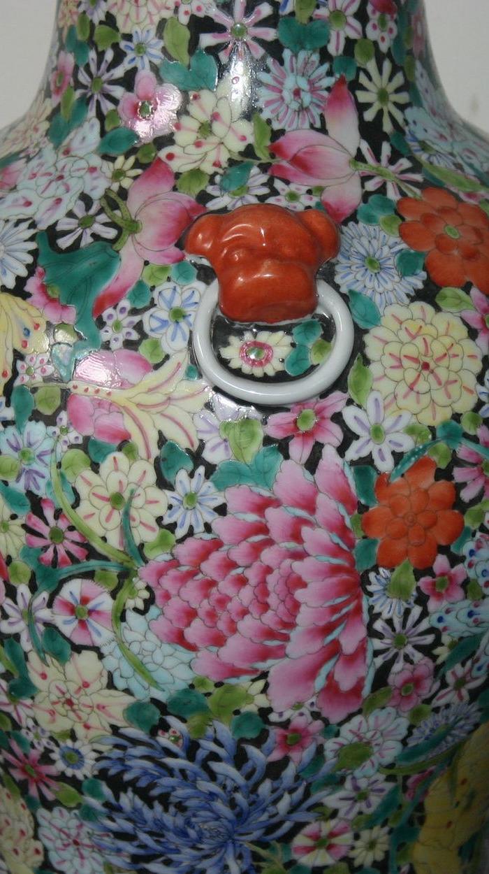 清中晩期粉彩百花不落地双铺耳大瓶