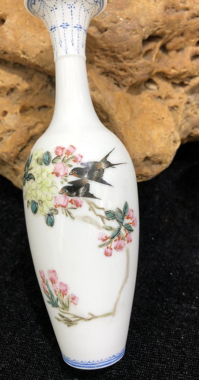 景德镇新华瓷厂60 70年代花鸟薄胎瓶
