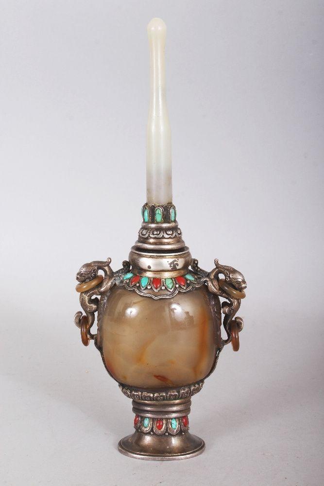 清中晚期 蒙古风格玛瑙包银螭龙双耳鼻烟壶