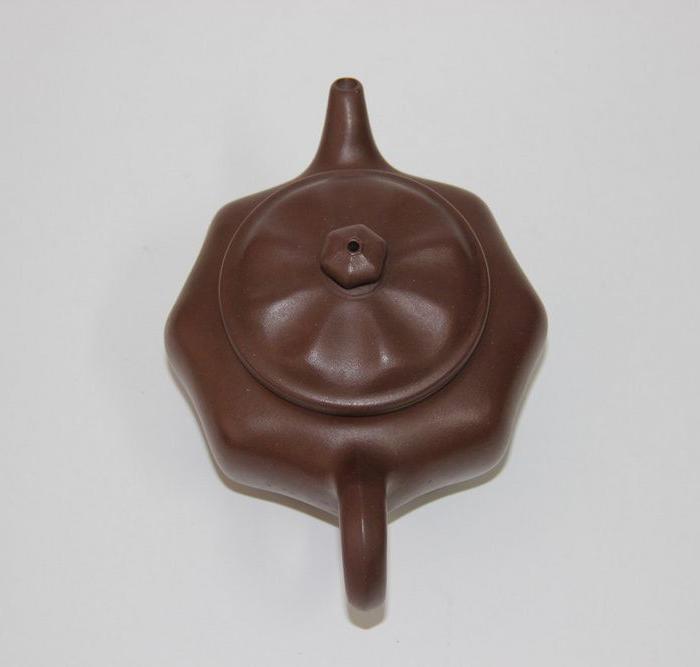 紫砂素面八棱壶