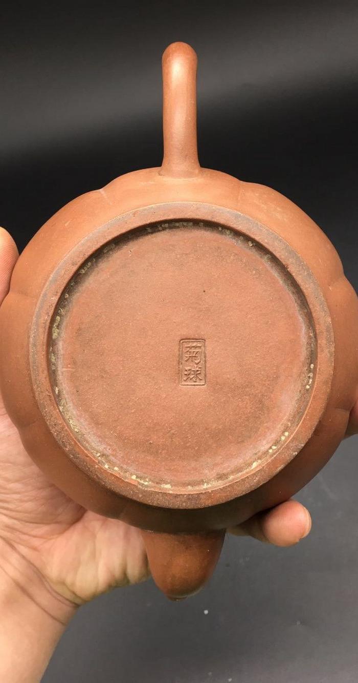 民国菊球款紫砂壶